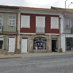 Henriqueta Maia Suits *