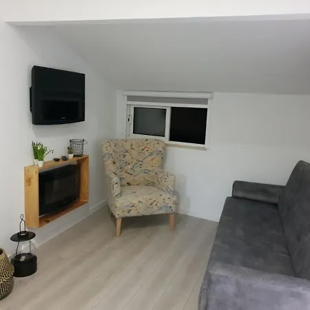 Habitación en casa particular Henriqueta Maia Suits Ílhavo