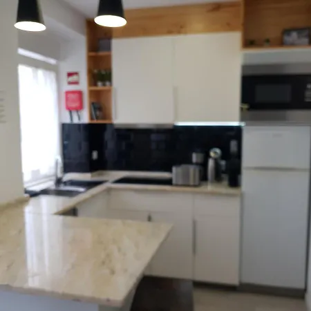 Henriqueta Maia Suits Quarto em Acomodações Particulares