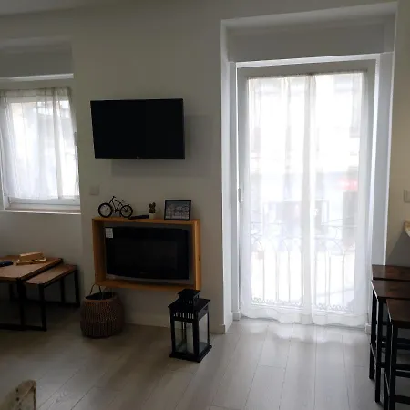 Henriqueta Maia Suits Quarto em Acomodações Particulares *
