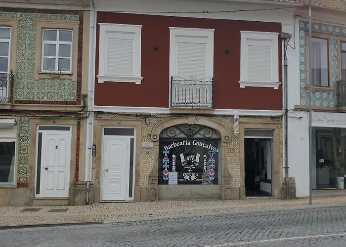 Henriqueta Maia Suits *